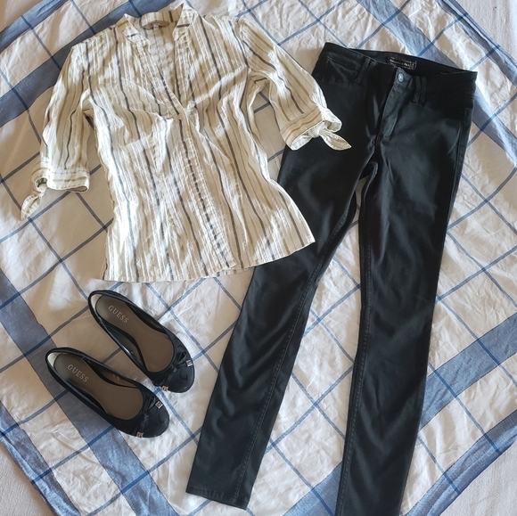 🪴BOGO FREE🪴 NWOT Abercrombie Super Skinny Sateen Pant Size 25 - Picture 1 of 4